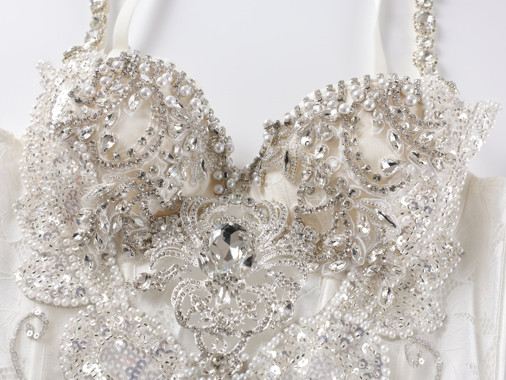 Athena - Full Set - White - Chill Fit Rave