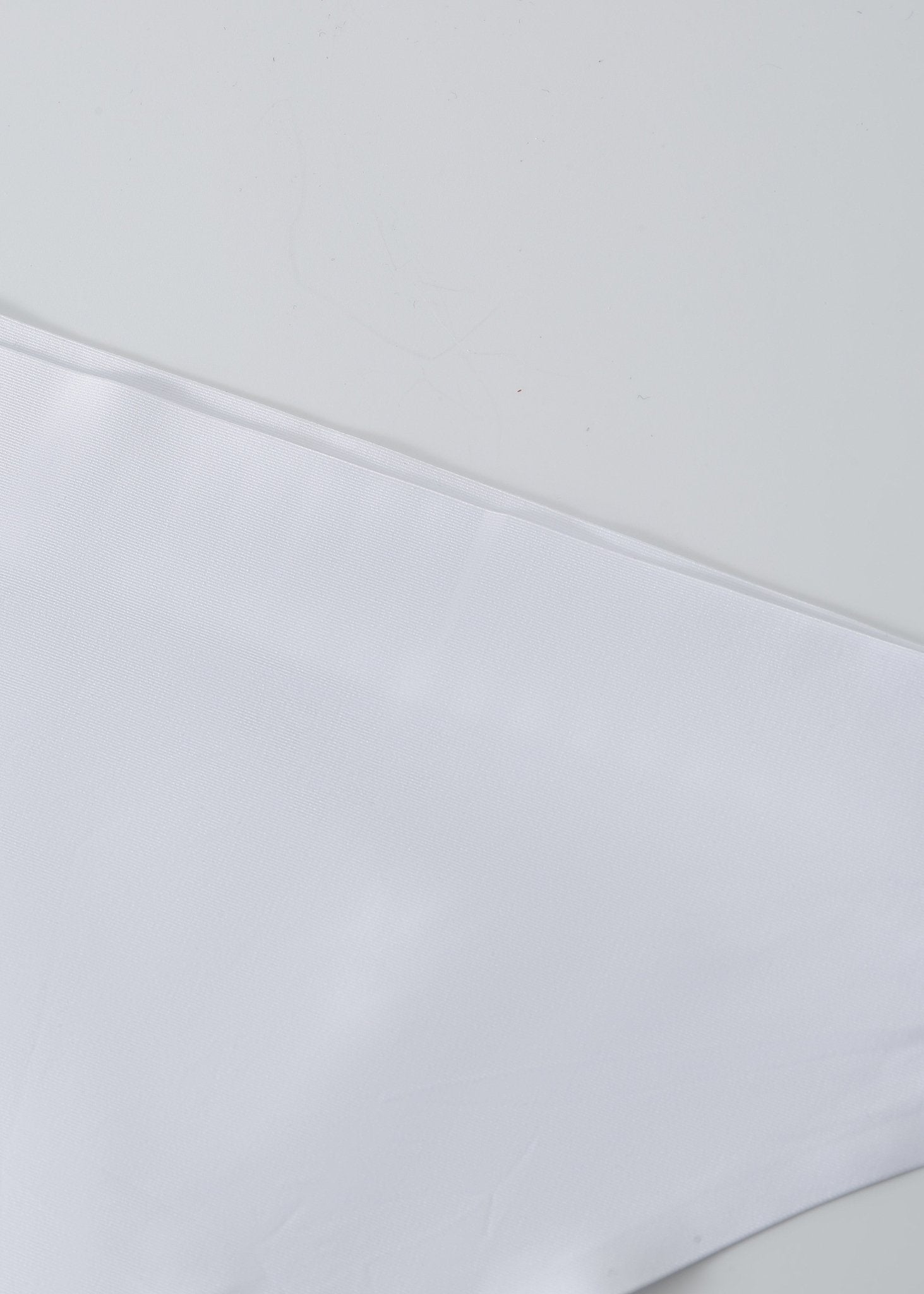 BASIC THONG - White - ChillFit Rave