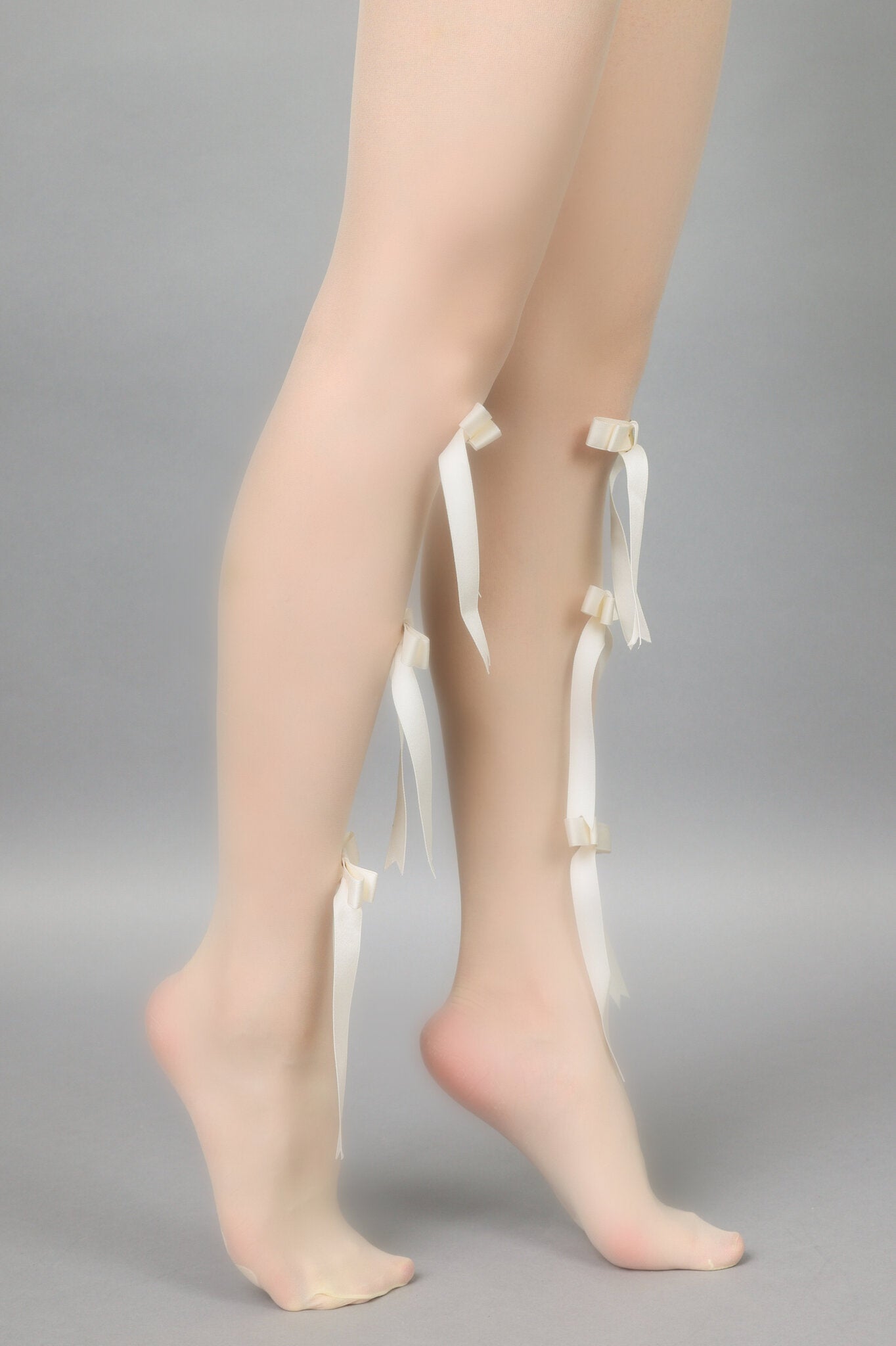 Hosiery - Silky Ribbon White - Chill Fit Rave