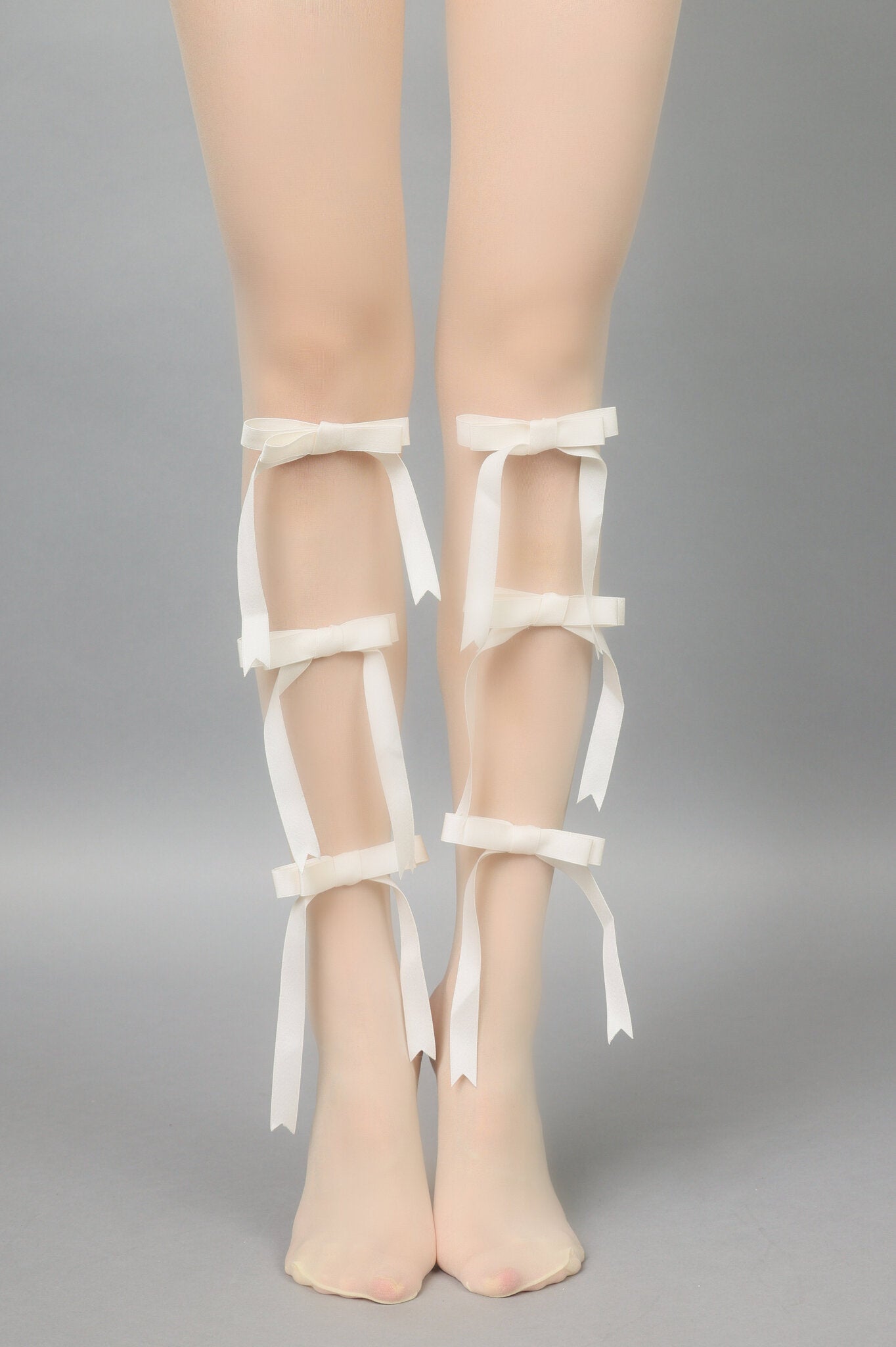 Hosiery - Silky Ribbon White - Chill Fit Rave