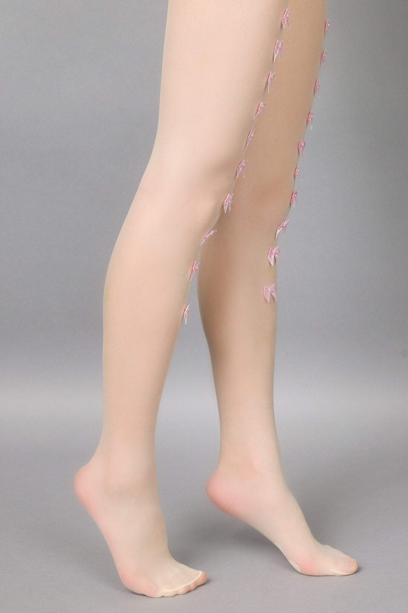 Hosiery - Swan Bowtie Pink - Chill Fit Rave