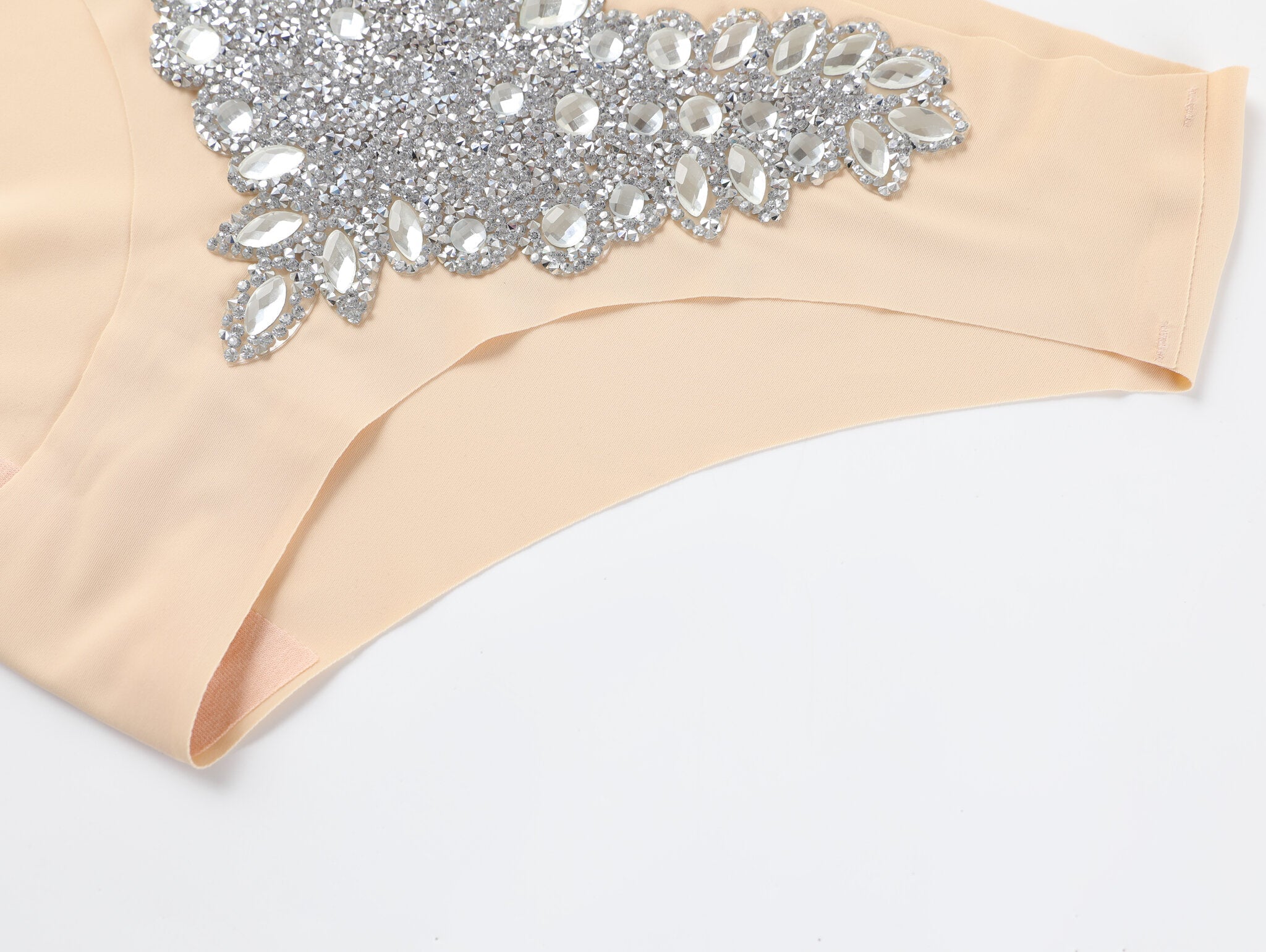 Platinum Tassel - Silver - Bottom - ChillFit Rave